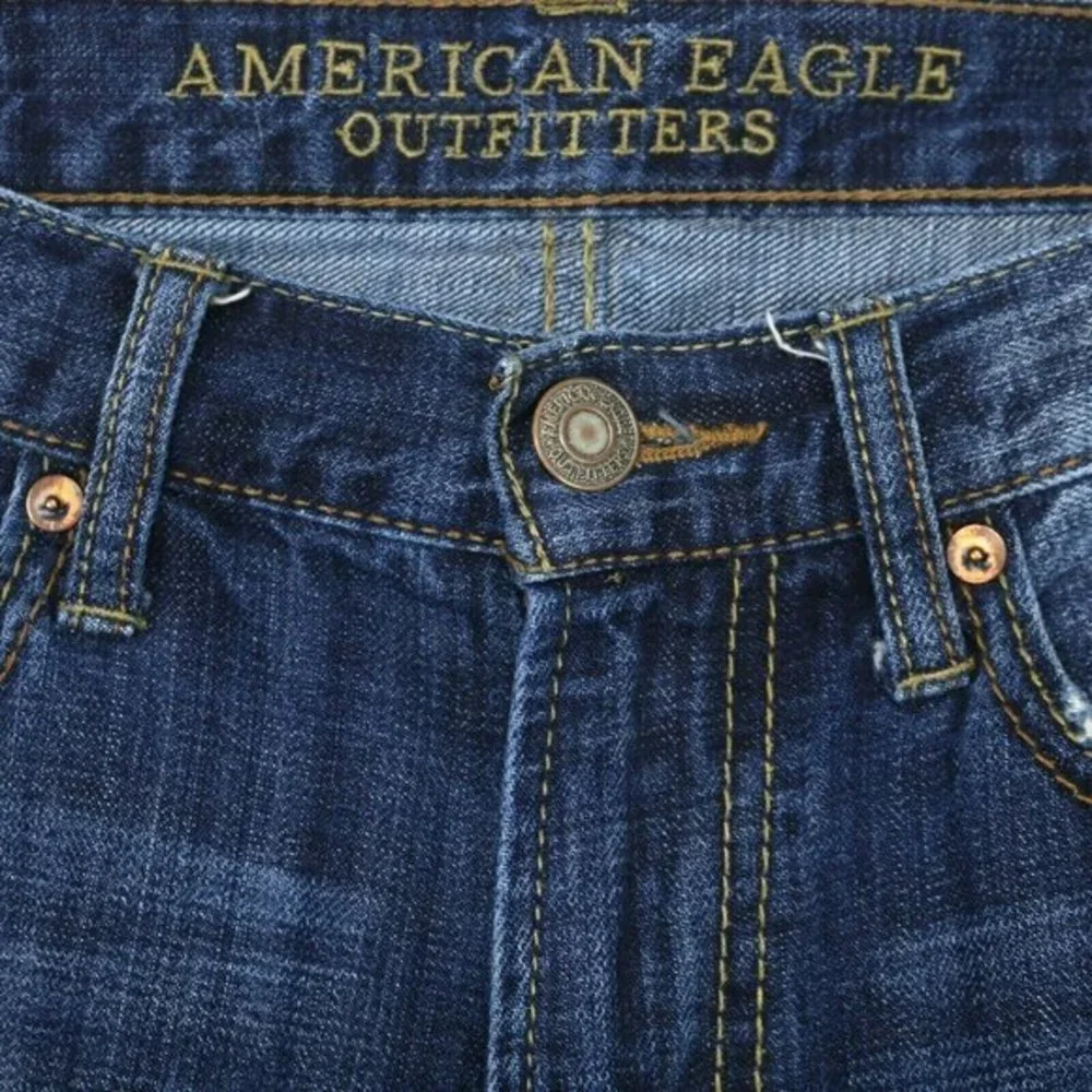 American‎ Eagle Slim Straight Jeans Destroyed Distressed 29 x 30